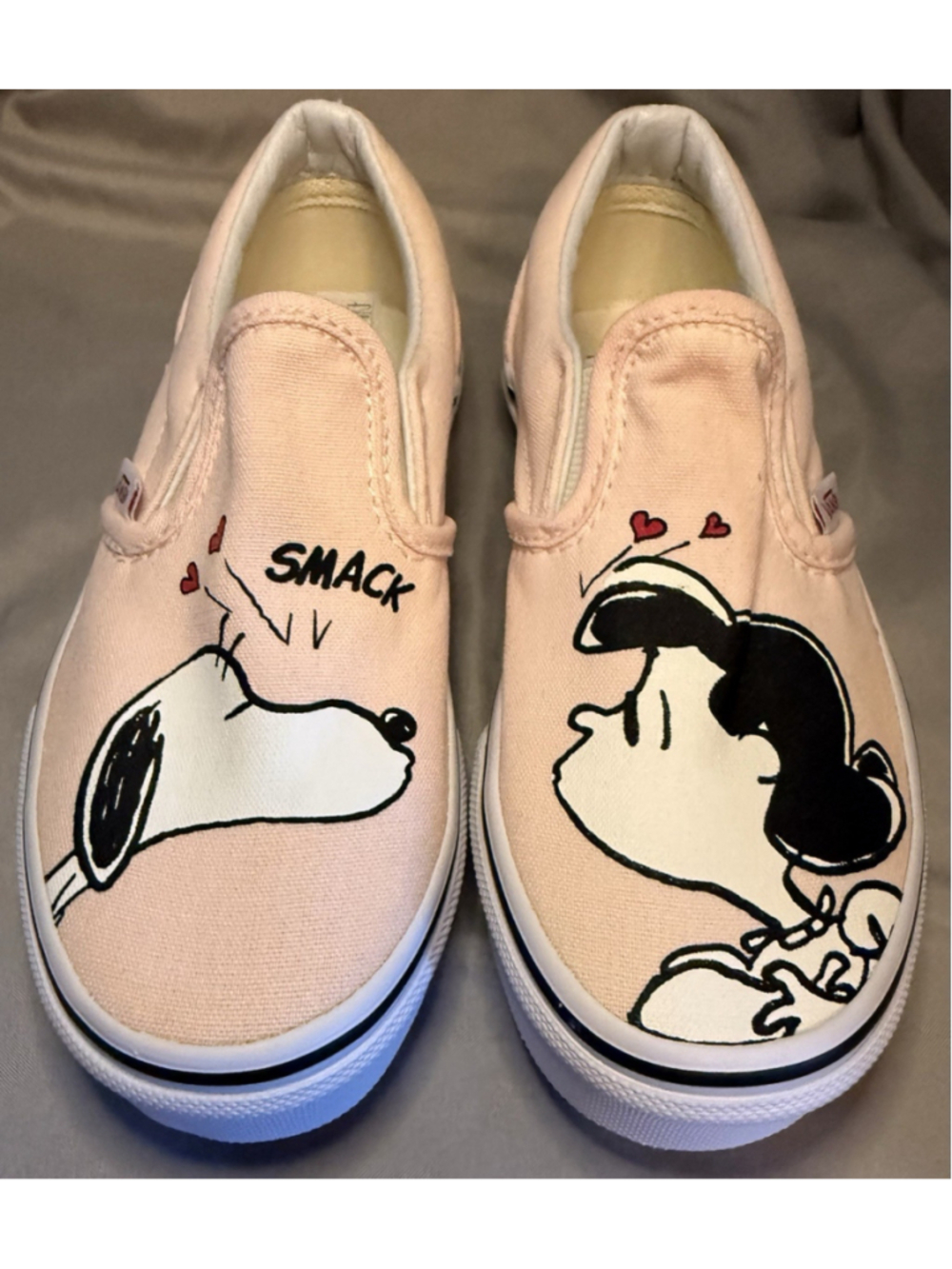 Vans Classic Peanuts Valentine’s Day Lucy Snoopy Kiss Pink Slip On Size 13 Kids